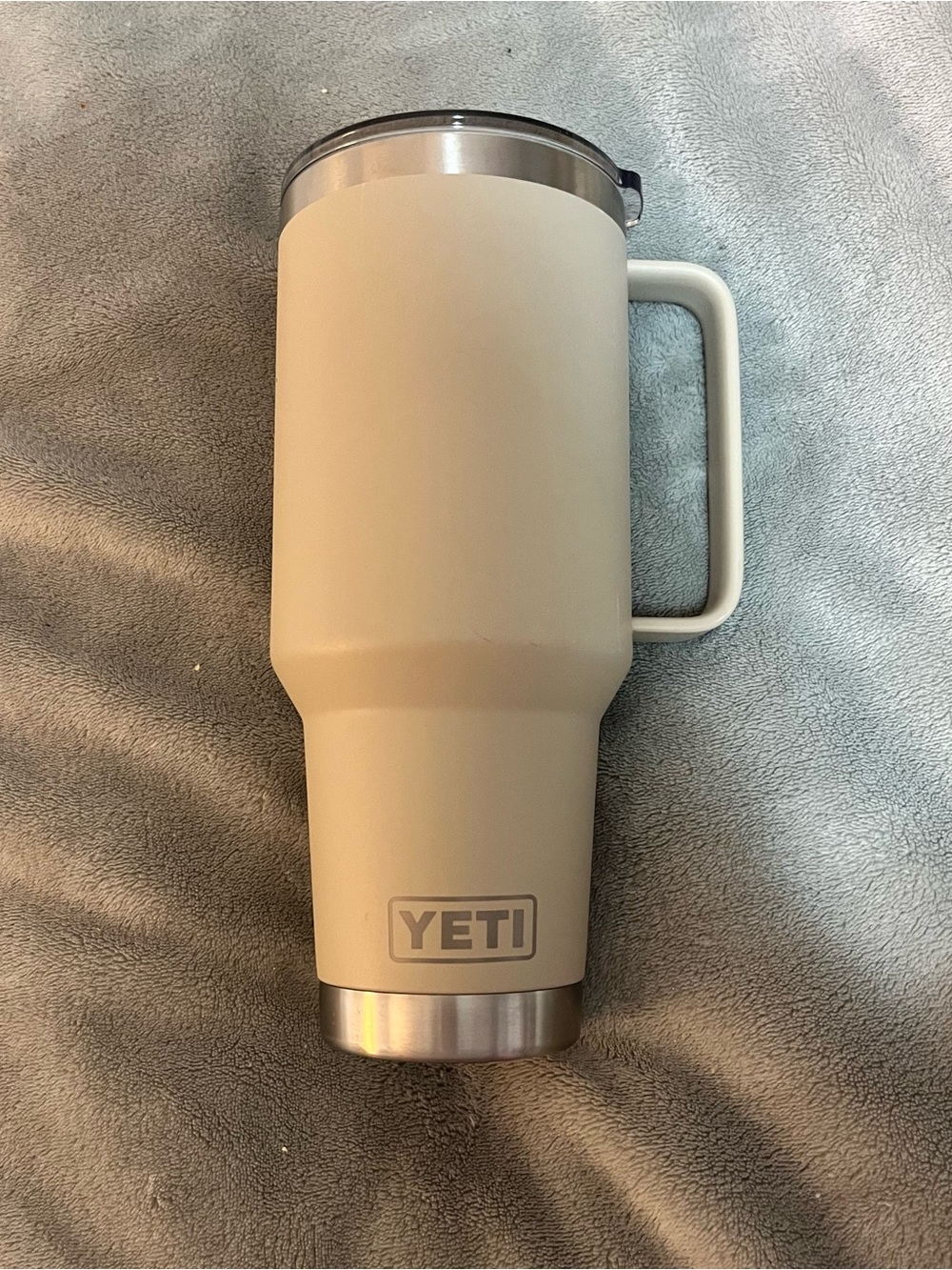 Yeti rambler 42 oz sand